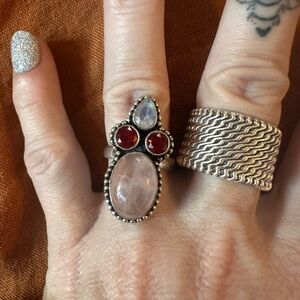 Gorgeous rose quartz sterling silver ring